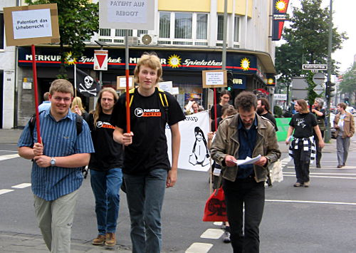 © www.mutbuergerdokus.de: Demonstration gegen Software-Patente 2007