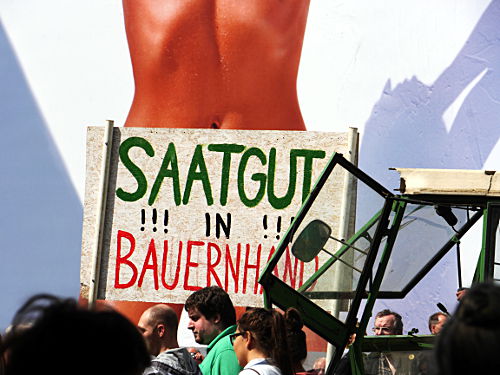 © www.mutbuergerdokus.de: 'March against Monsanto 2014'