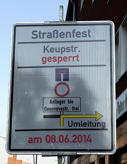 © www.mutbuergerdokus.de: Straßenfest Keupstraße 2014