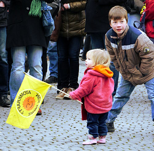 © www.mutbuergerdokus.de: 'Fukushima mahnt'