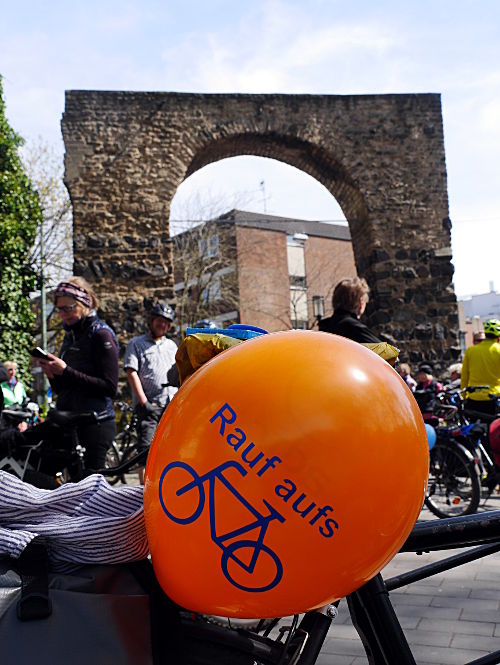 © www.mutbuergerdokus.de: 2. Mönchengladbacher Fahrradsternfahrt 2015