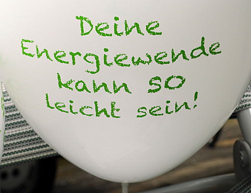 © www.mutbuergerdokus.de: Anti-Kohle-Kette am Tagebau Garzweiler II