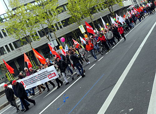 © www.mutbuergerdokus.de: DGB-Demo zum Tag der Arbeit in Düsseldorf