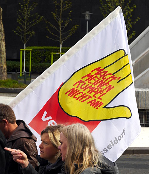 © www.mutbuergerdokus.de: DGB-Demo zum Tag der Arbeit in Düsseldorf