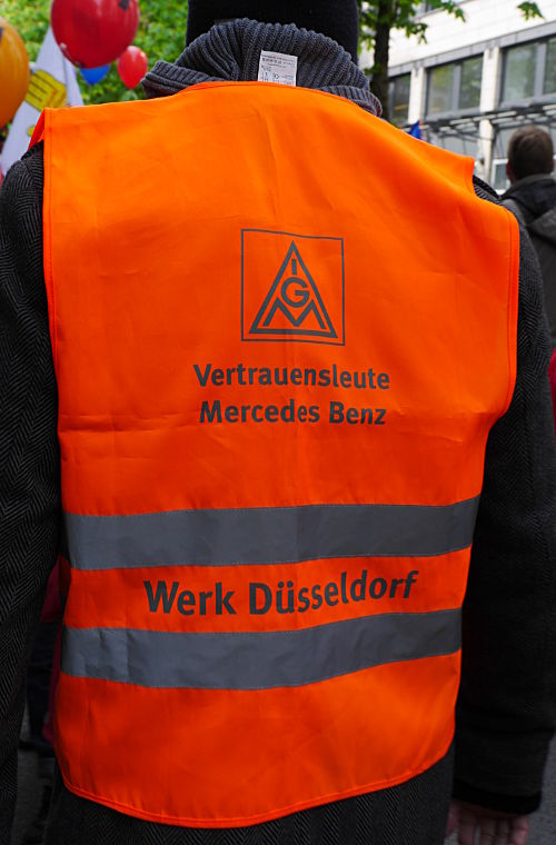 © www.mutbuergerdokus.de: DGB-Demo zum Tag der Arbeit in Düsseldorf