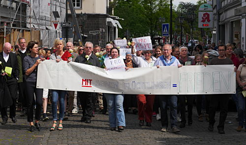 © www.mutbuergerdokus.de: Kundgebung 'pro NRW' in Düsseldorf/Kaiserswerth 2015