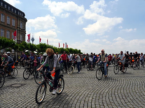 © www.mutbuergerdokus.de: ADFC Fahrrad Sternfahrt NRW 2015