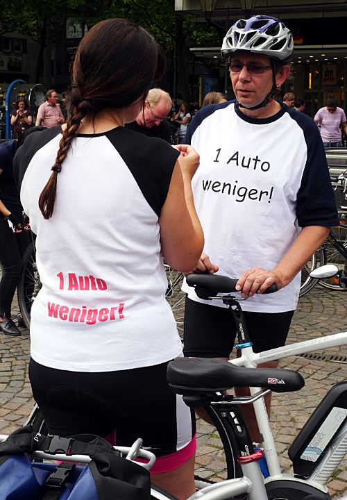 © www.mutbuergerdokus.de: 5 Jahre Critical Mass Köln