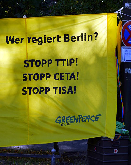 © www.mutbuergerdokus.de: TTIP-Demo