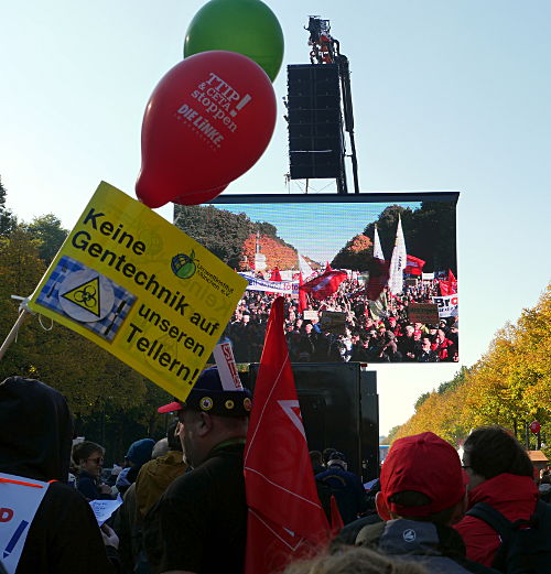 © www.mutbuergerdokus.de: TTIP-Demo