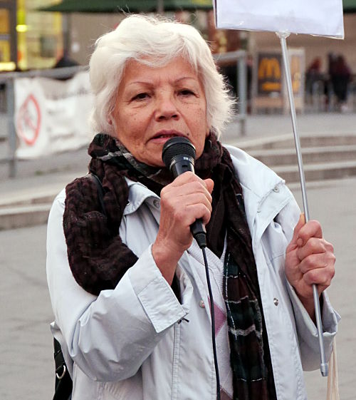 © www.mutbuergerdokus.de: Bundesweite Montagsdemo Düsseldorf