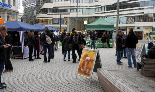 © www.mutbuergerdokus.de: Tierrechtsdemonstration Düsseldorf 2015