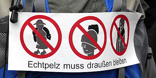 © www.mutbuergerdokus.de: Tierrechtsdemonstration Düsseldorf 2015