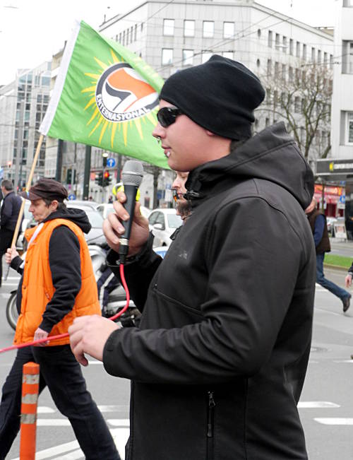 © www.mutbuergerdokus.de: 'Gemeinsam und solidarisch gegen rechte Gewalt'