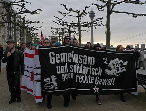 © www.mutbuergerdokus.de: 'Gemeinsam und solidarisch gegen rechte Gewalt'