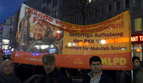 © www.mutbuergerdokus.de: Kurden-Demonstration