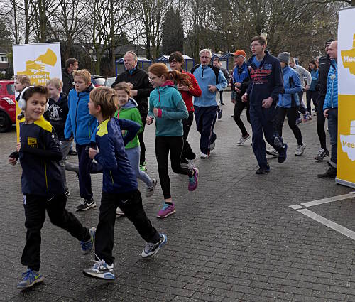 © www.mutbuergerdokus.de: 'Meerbusch hilft' - 1. Silvesterlauf