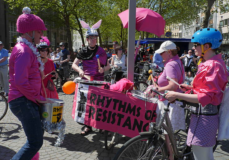 © www.mutbuergerdokus.de: 'Fahrradsternfahrt NRW'