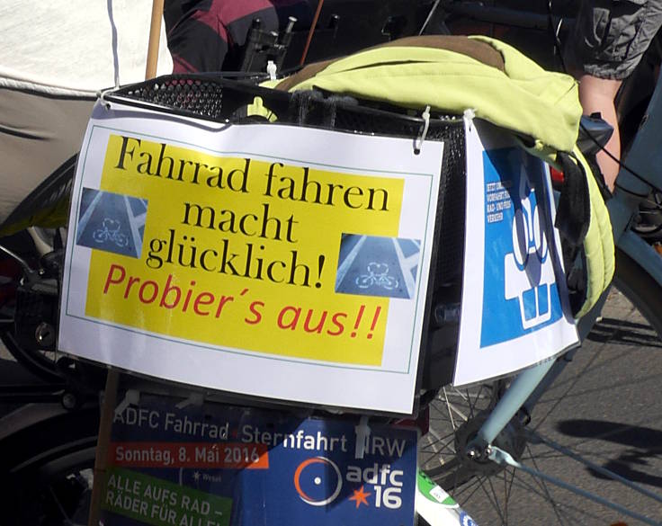 © www.mutbuergerdokus.de: 'Fahrradsternfahrt NRW'