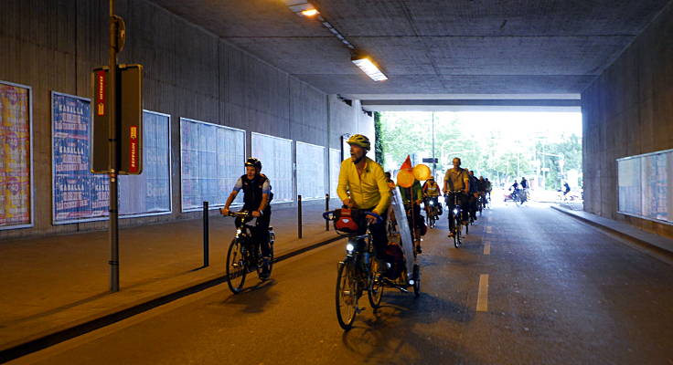 © www.mutbuergerdokus.de: 'Kölner Fahrrad-Sternfahrt'