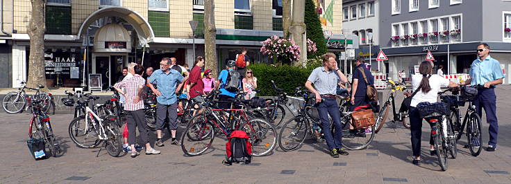 © www.mutbuergerdokus.de: 'Critical Mass Düren'