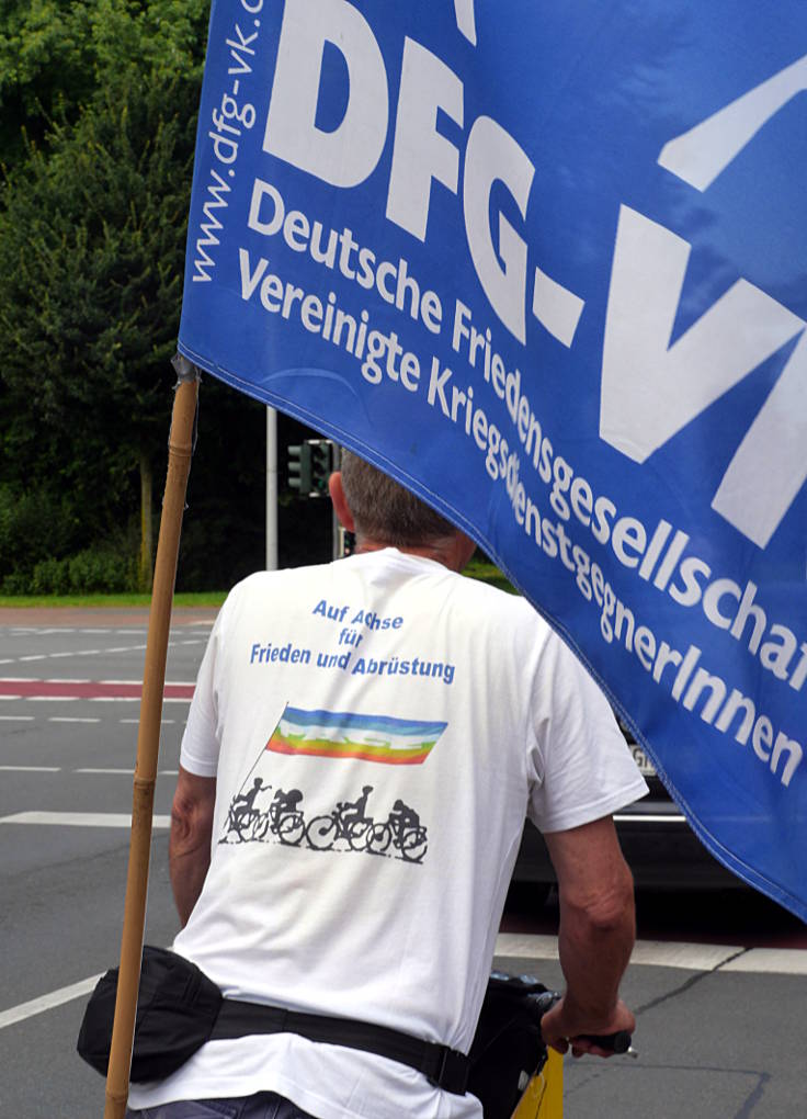 © www.mutbuergerdokus.de: 'FriedensFahrradtour NRW'