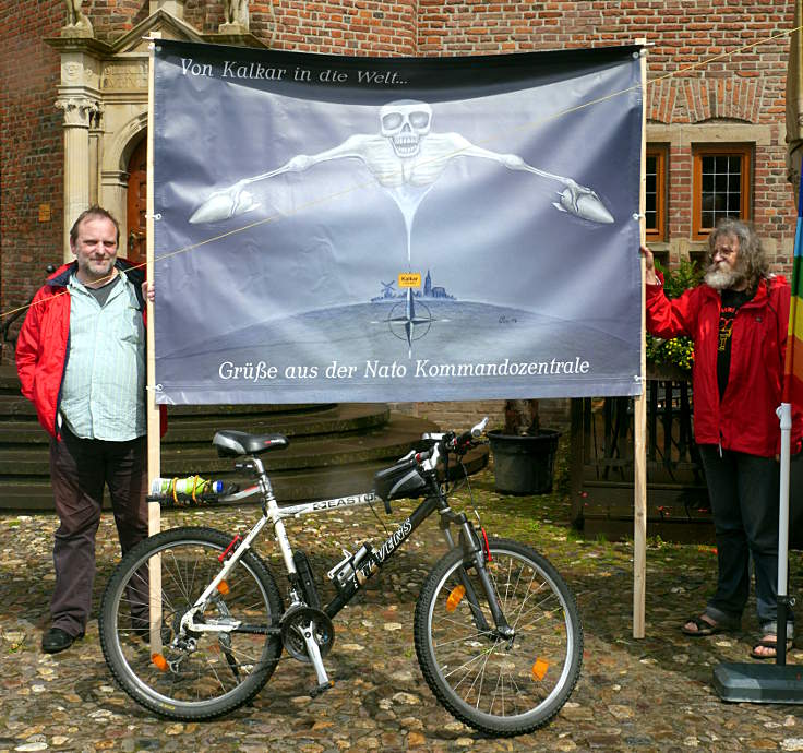 © www.mutbuergerdokus.de: 'FriedensFahrradtour NRW'