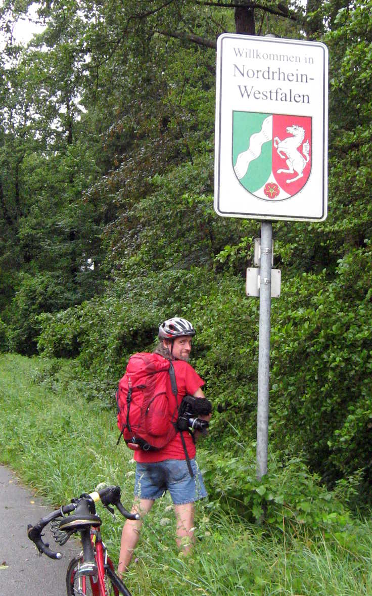 © www.mutbuergerdokus.de: 'FriedensFahrradtour NRW'