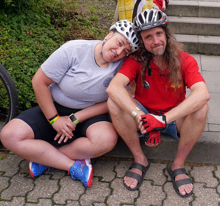 © www.mutbuergerdokus.de: 'FriedensFahrradtour NRW'