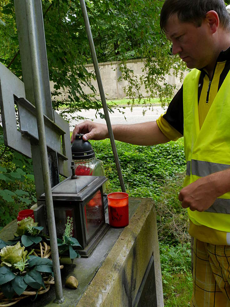 © www.mutbuergerdokus.de: 'FriedensFahrradtour NRW'