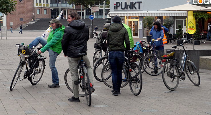 © www.mutbuergerdokus.de: 'Critical Mass Düren'