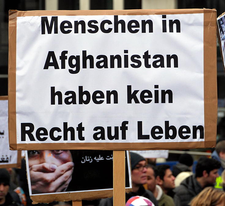 © www.mutbuergerdokus.de: Protest gegen Afghanistan-Abschiebung