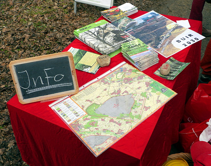 © www.mutbuergerdokus.de: 'Rote Linie Aktion. Sei die Rote Linie!'