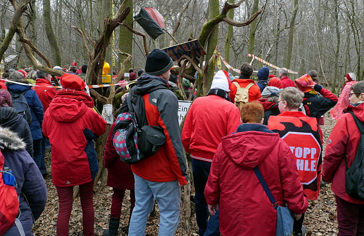 © www.mutbuergerdokus.de: 'Rote Linie Aktion. Sei die Rote Linie!'