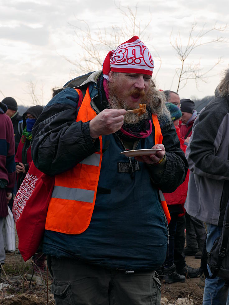 © www.mutbuergerdokus.de: 'Rote Linie Aktion. Sei die Rote Linie!'