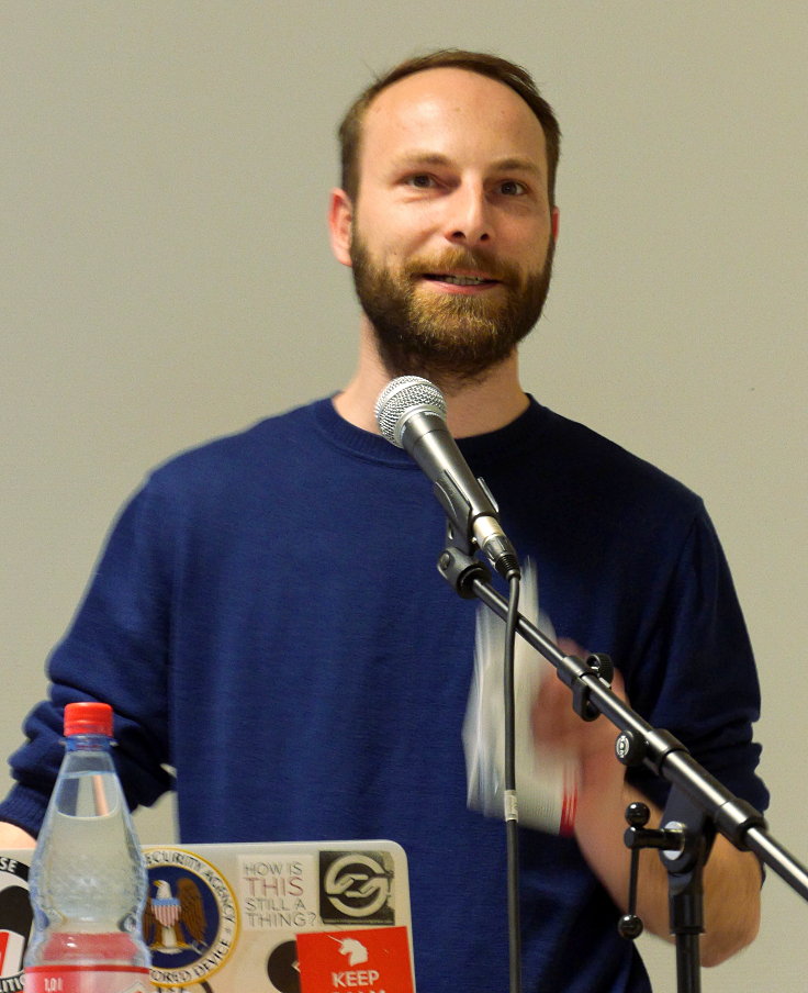 © www.mutbuergerdokus.de: '#Future Politics No 2: New Fakes - From Alt-Right to Infowar'