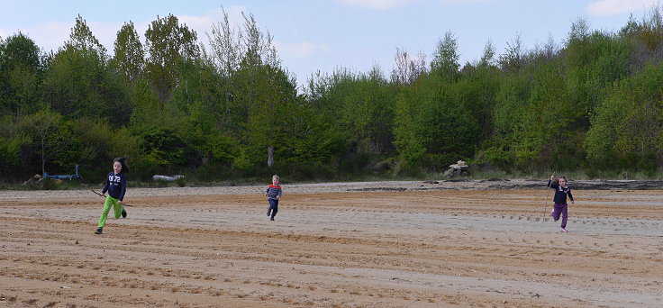 © www.mutbuergerdokus.de: 'Hambach, die andere Seite'