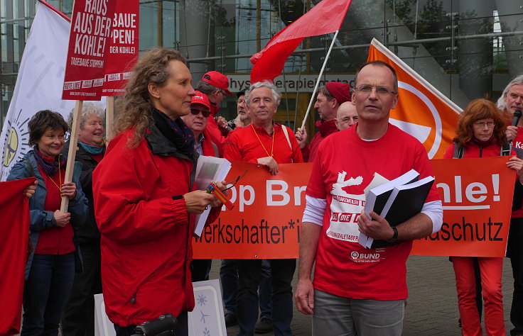 © www.mutbuergerdokus.de: 'Braunkohlentagebaue stoppen - Rote Linien für Garzweiler und Hambach'