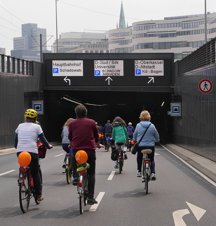 © www.mutbuergerdokus.de: 'Fahrrad*Sternfahrt NRW'
