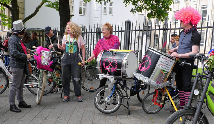 © www.mutbuergerdokus.de: 'Fahrrad*Sternfahrt NRW'