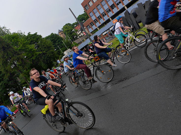 © www.mutbuergerdokus.de: 'Critical Mass Wuppertal'