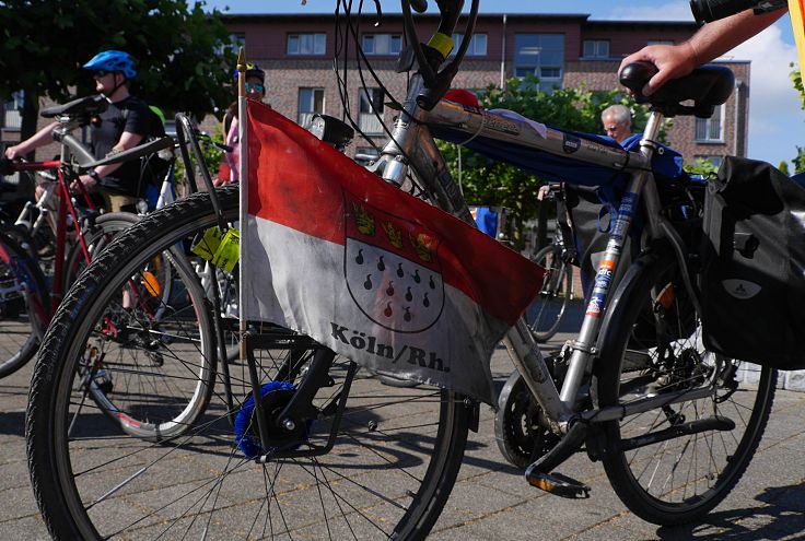 © www.mutbuergerdokus.de: Kölner Fahrrad-Sternfahrt