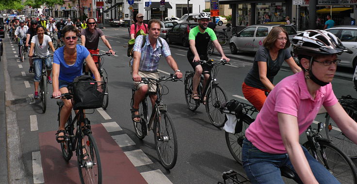 © www.mutbuergerdokus.de: Kölner Fahrrad-Sternfahrt