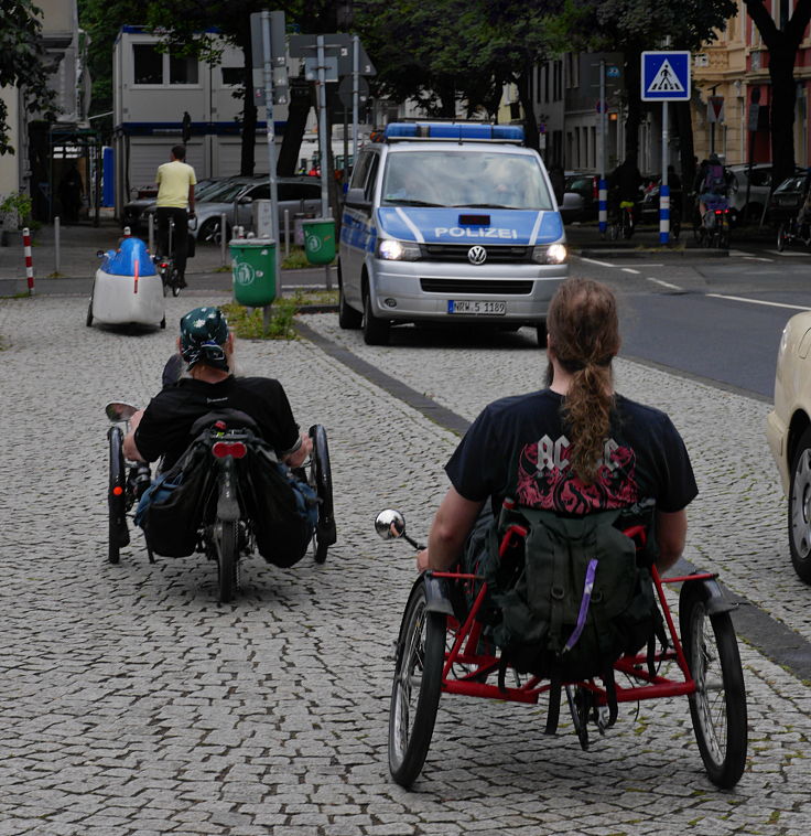 © www.mutbuergerdokus.de: 4 Jahre 'Critical Mass Düsseldorf'