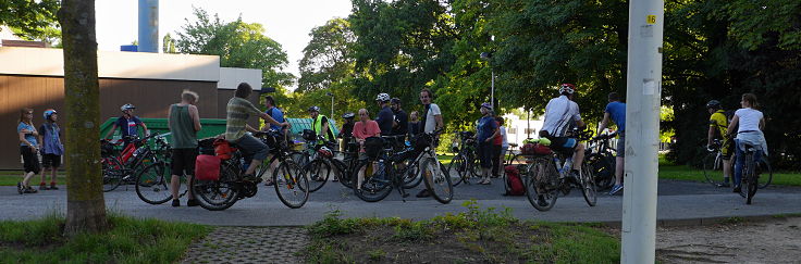 © www.mutbuergerdokus.de: 'Critical Mass Solingen'