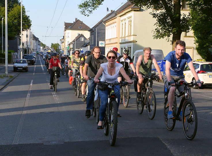 © www.mutbuergerdokus.de: 'Critical Mass Solingen'