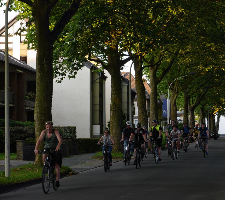 © www.mutbuergerdokus.de: 'Critical Mass Solingen'