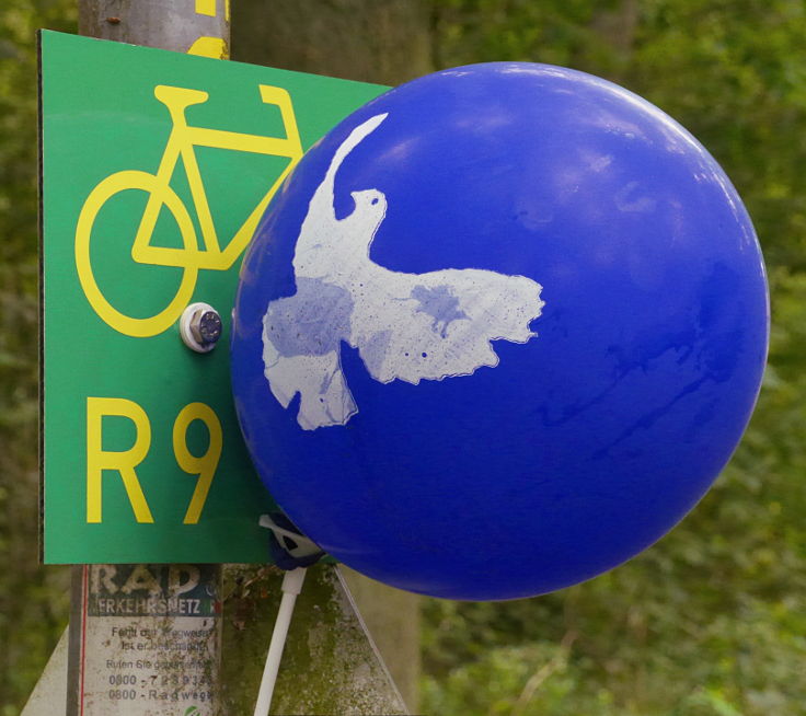 © www.mutbuergerdokus.de: 'FriedensFahrradtour NRW'