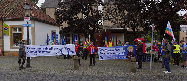 © www.mutbuergerdokus.de: 'FriedensFahrradtour NRW'