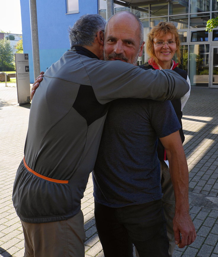 © www.mutbuergerdokus.de: 'FriedensFahrradtour NRW'